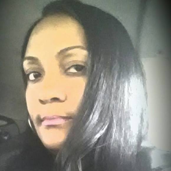 Meet your Posher, Sharon - Picture 1 of 1